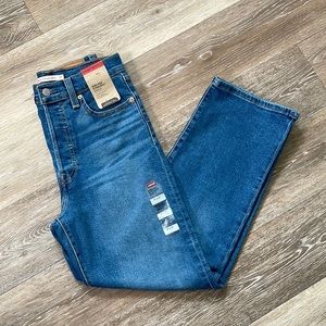 LEVI’S NWT Ribcage Straight Ankle Jeans W/ Button Fly - Size 27/Size 4